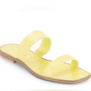 Dolce Vita Issac Sandal in Citron - Size 7.5M